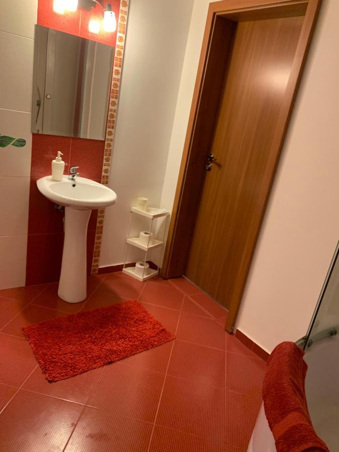 Dorf Haus Valiug Hotel Екстериор снимка