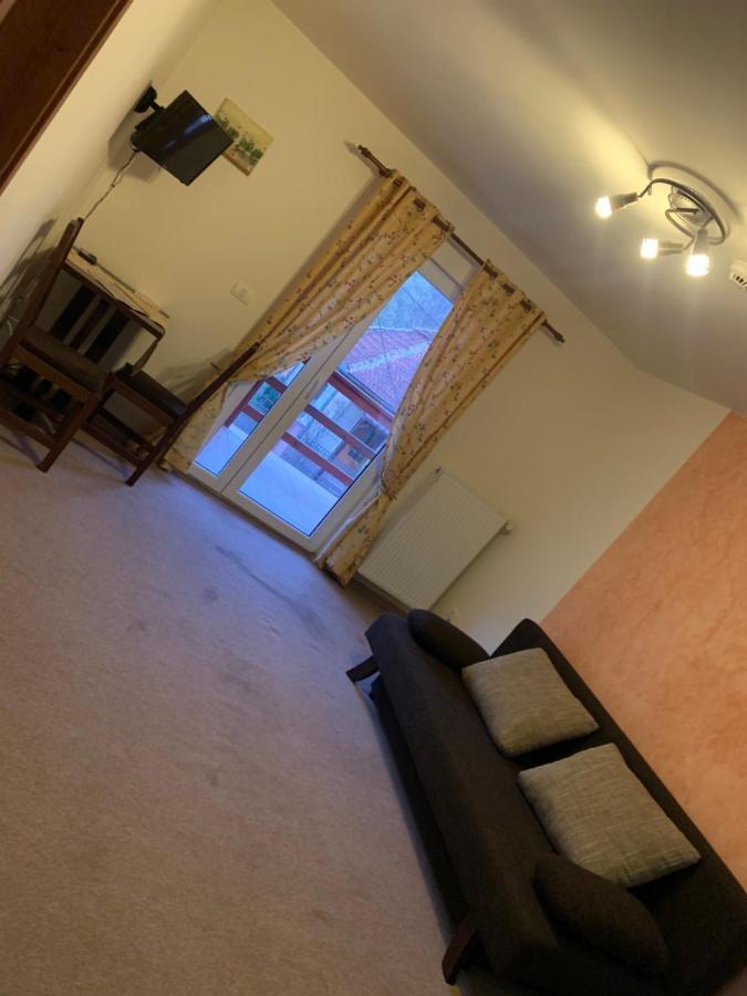 Dorf Haus Valiug Hotel Екстериор снимка