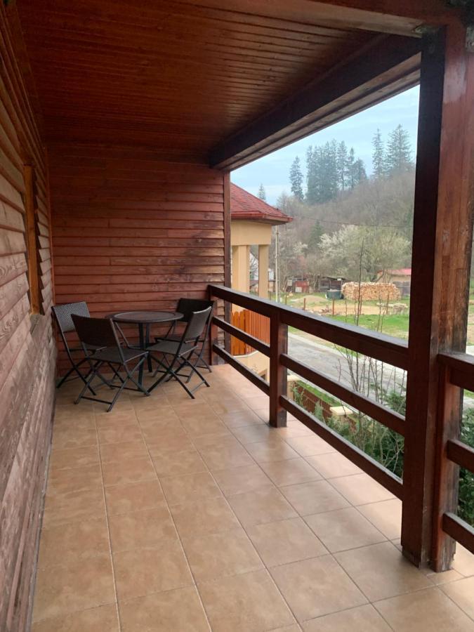 Dorf Haus Valiug Hotel Екстериор снимка