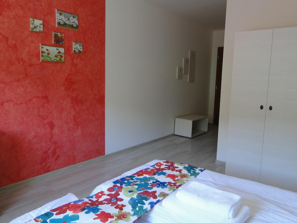 Dorf Haus Valiug Hotel Екстериор снимка